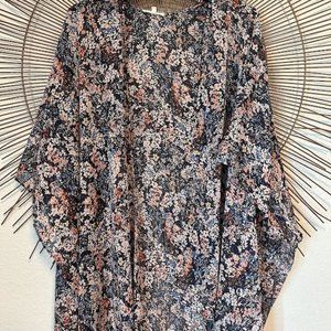 Maurices Kimono (OS)